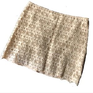 Y2K J Crew : cream floral eyelet mini skirt